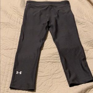 Under Armour size small crop workout pants